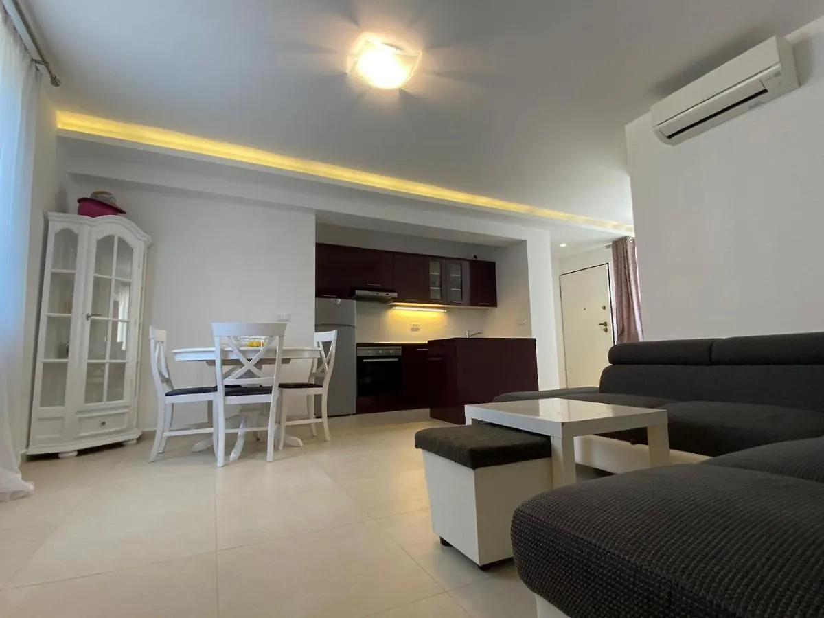 App Residence Spadici 1 Porec Croatia